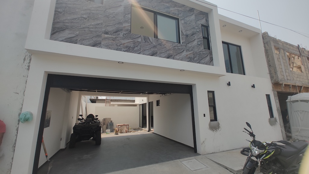 Casa Moderna en El Morro, Boca del Río | A 7 cuadras de la Playa